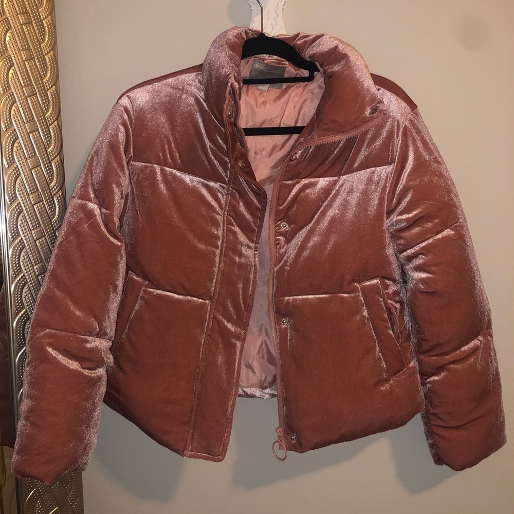 Pink Velvet Puffer